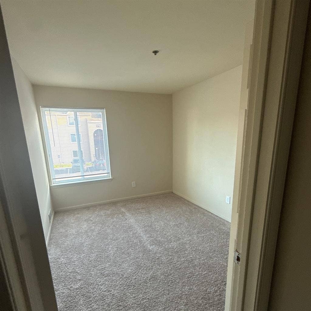 1Bd 1 Br