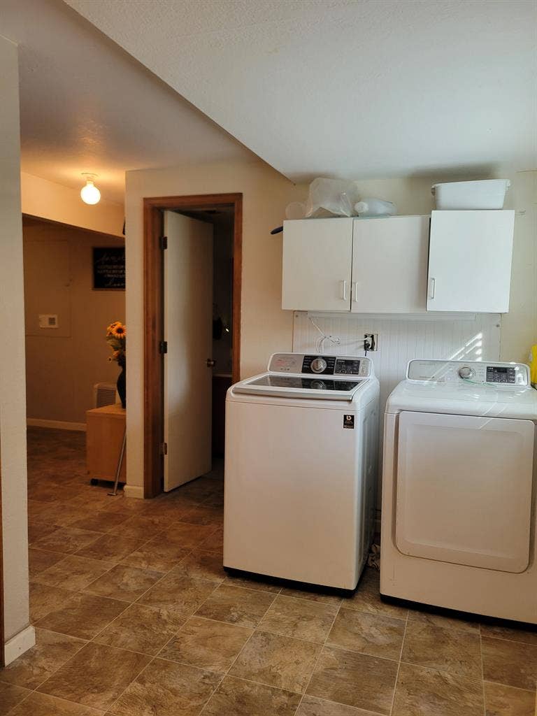 Clean and cozy, Room for rent.