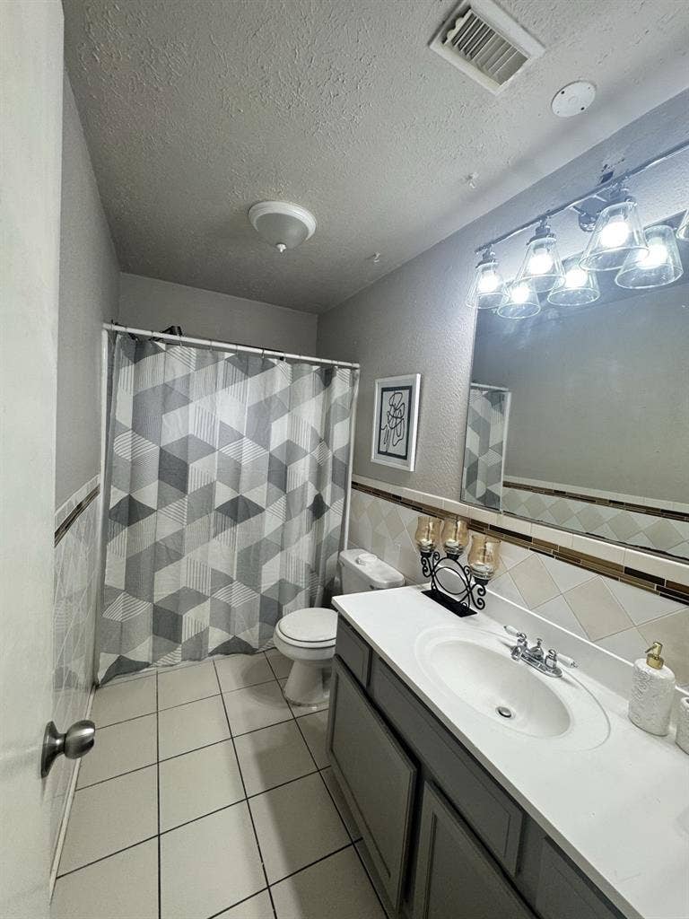 3-Bedroom Home in Sugar Land