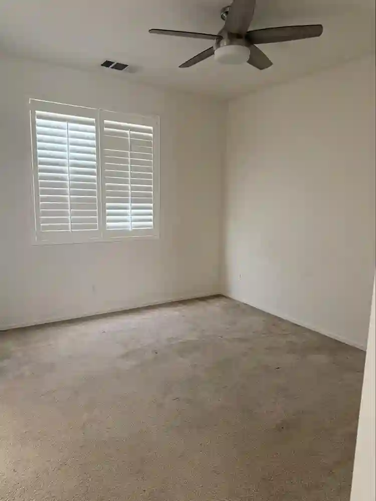 PRIVATE MASTER BEDROOM FOR RENT