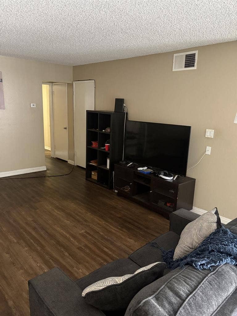 1 Bedroom Available in 4 Bed Apt