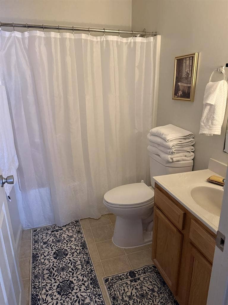 Reletting Room! 601/mo.