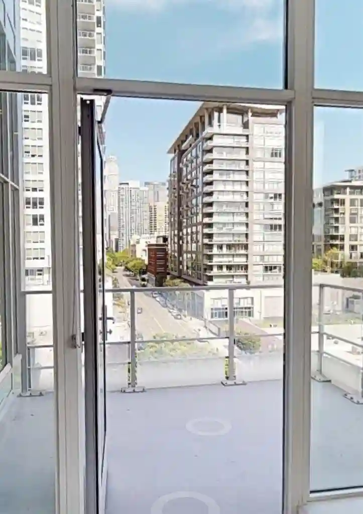 DTLA 2 Bedroom High rise