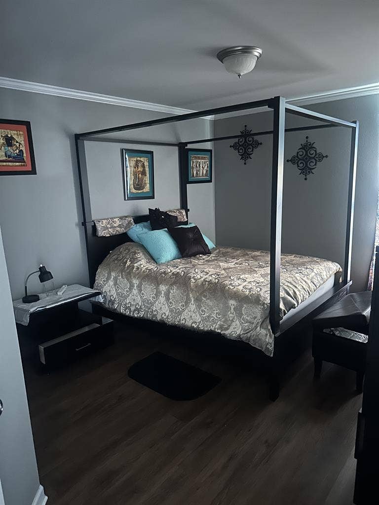 EGYPTIAN ROOM