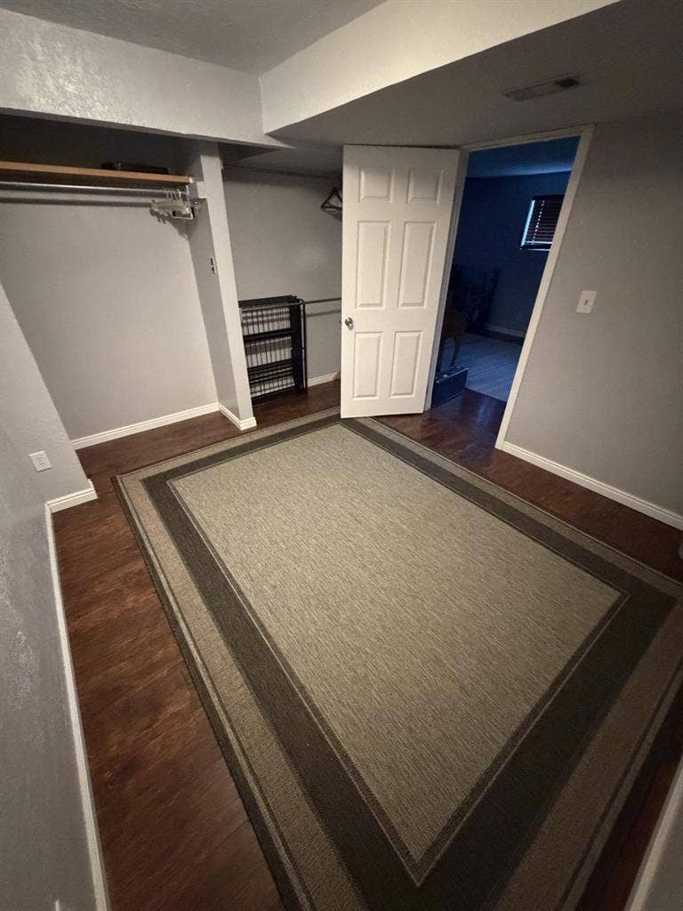 $650/month 4bed 2 bath. 1-2 Roomate
