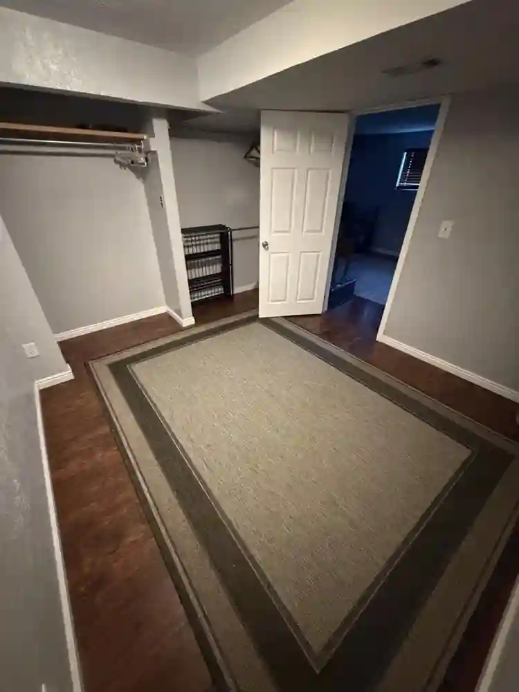 $650/month 4bed 2 bath. 1-2 Roomate