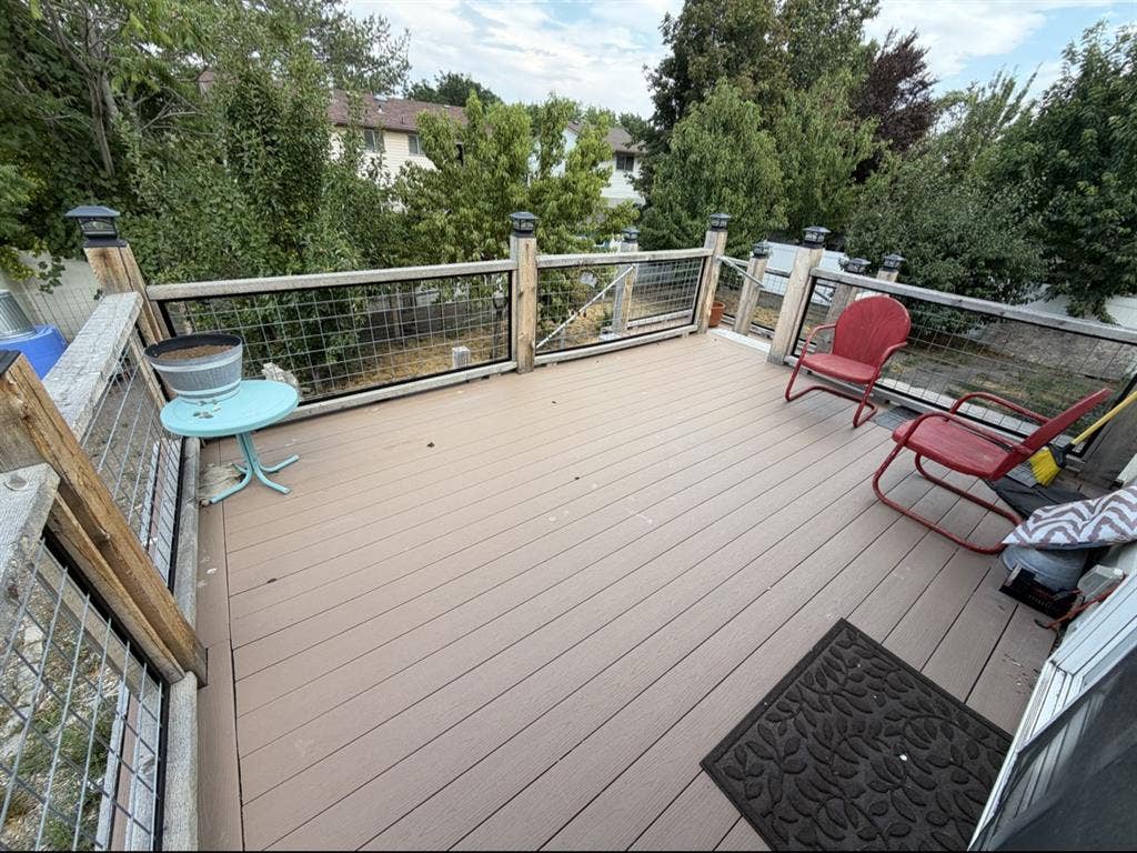 $650/month 4bed 2 bath. 1-2 Roomate
