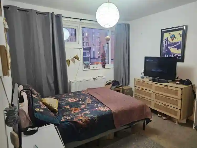 Room for Rent in Bedminster!