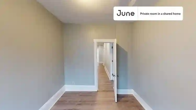 7 BR in Boston