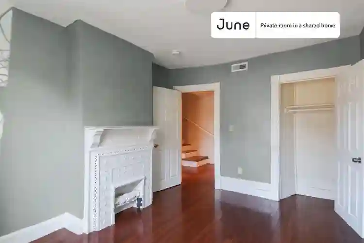 7 BR in Boston