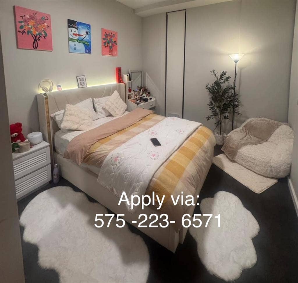 Please call me: 1 Private bedroom