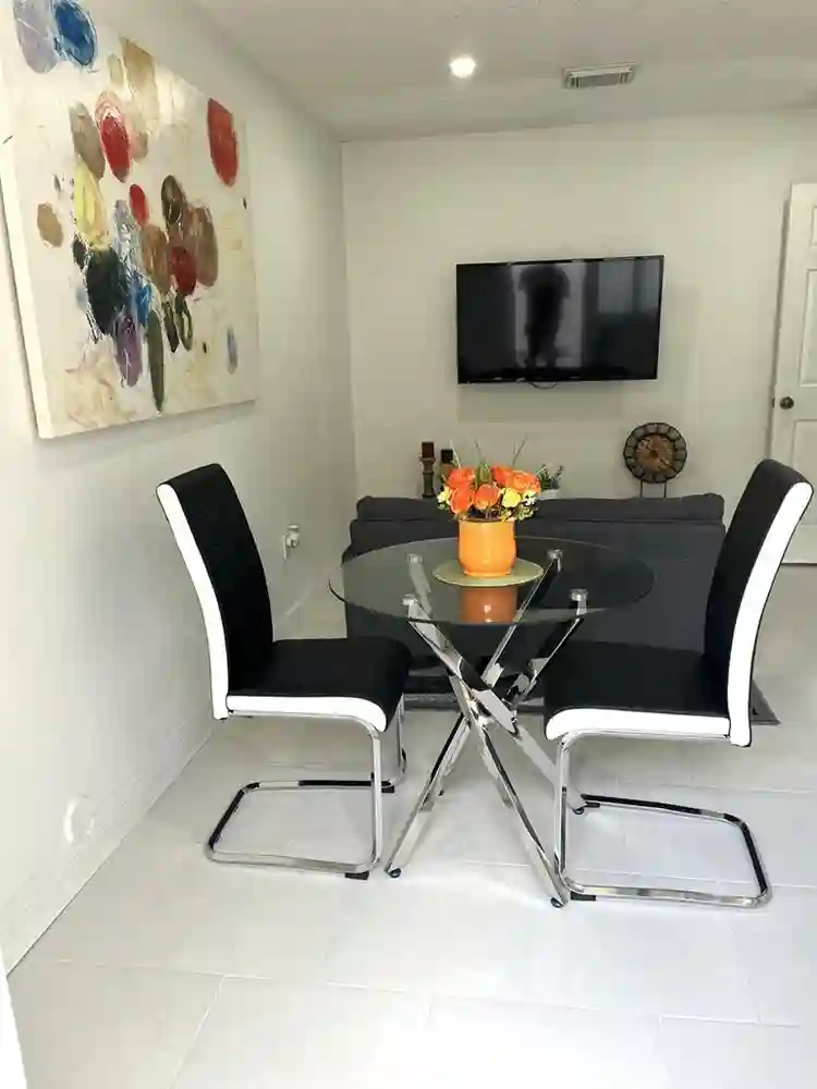 Furnished, utilities,washer/dryer