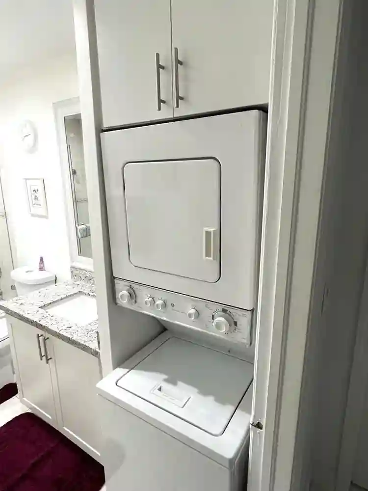 Furnished, utilities,washer/dryer