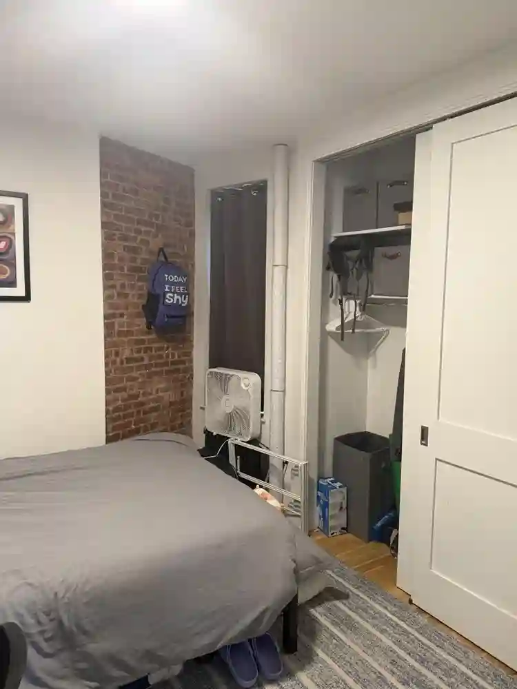 Upper East Side Room For Rent