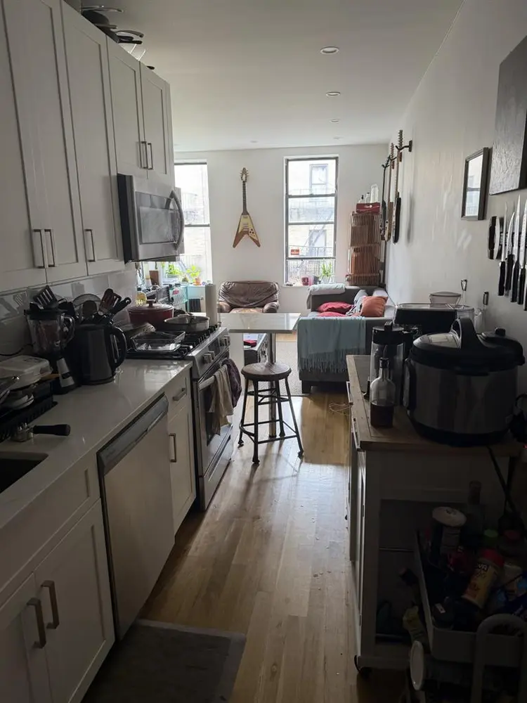 Upper East Side Room For Rent