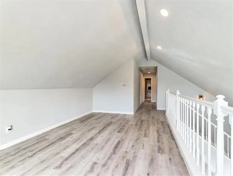 Looking for roommate!