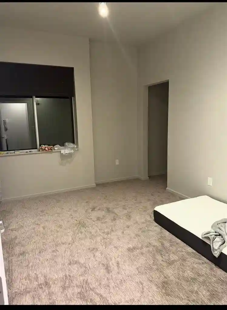 Private Room Near Creighton – $990