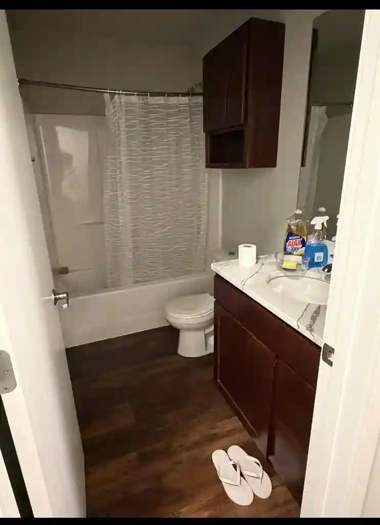 Private Room Near Creighton – $990