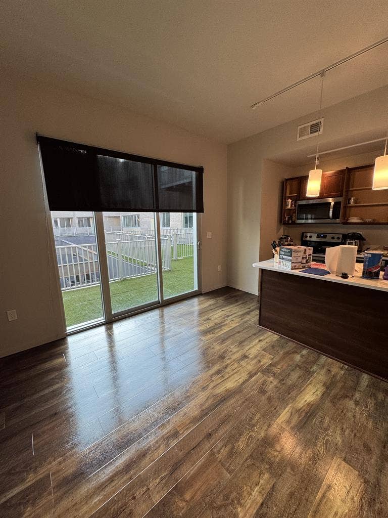 Private Room Near Creighton – $990