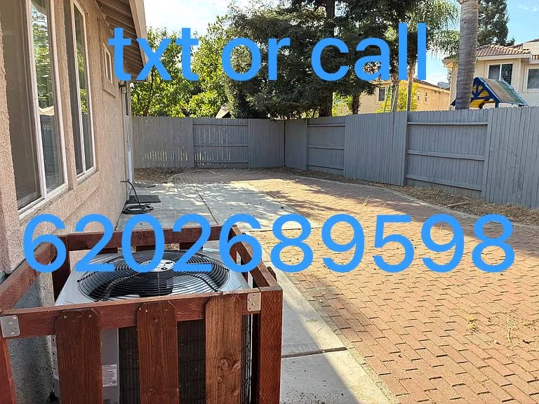 New Listing *Utilities included*