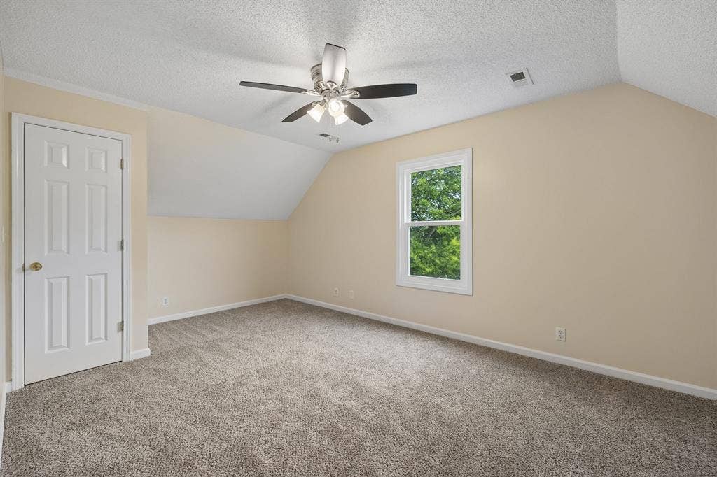 Roommates Needed In Clarksville TN