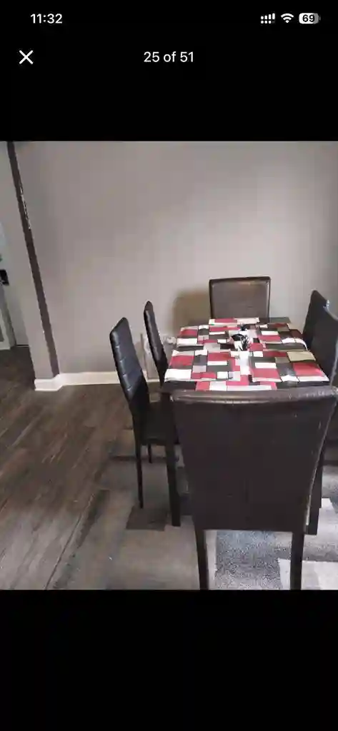rooms for rent right off green line