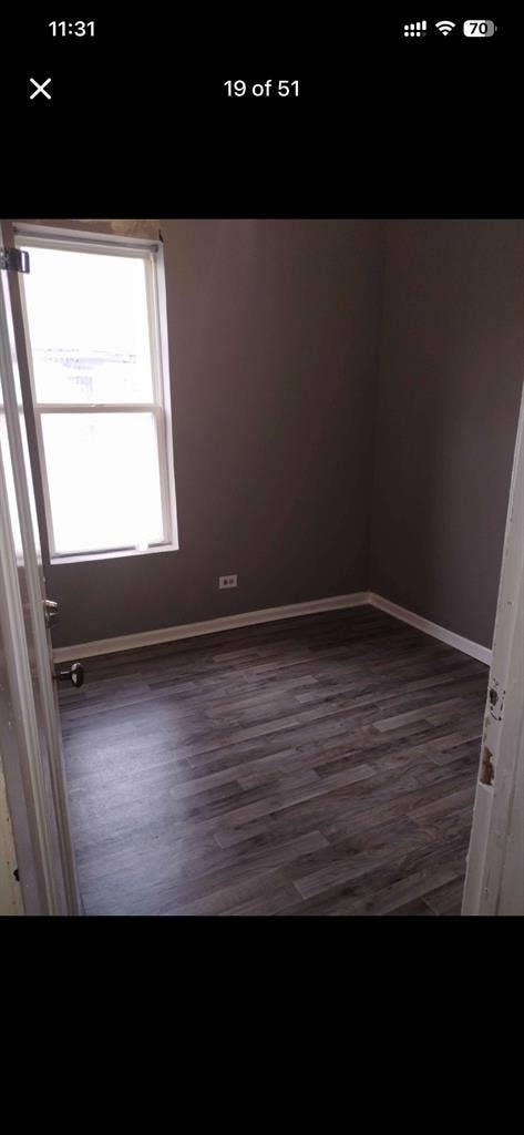 rooms for rent right off green line
