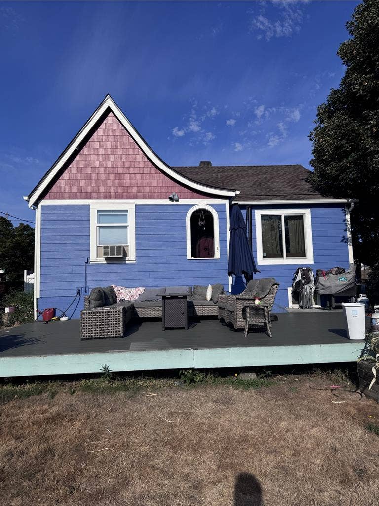ISO roommate in Bremerton