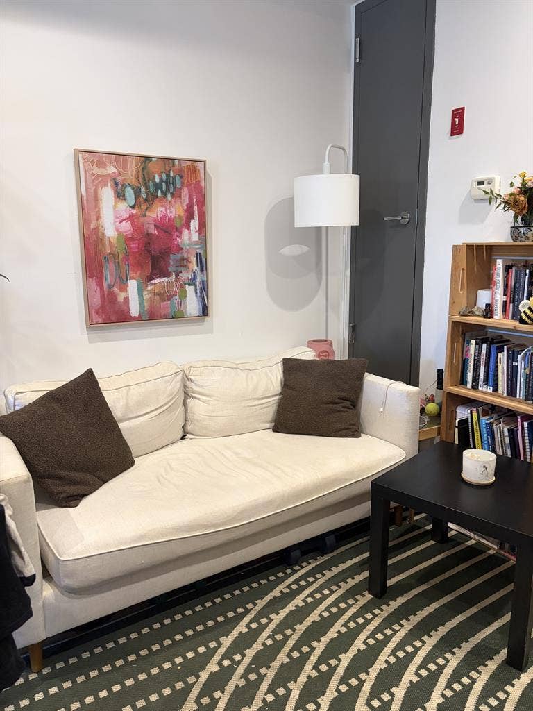 Looking for roommate to join 3bd