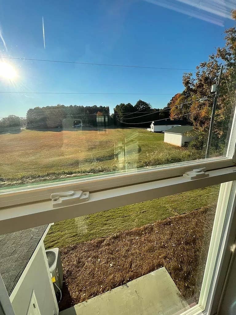 3 BR in Belmont