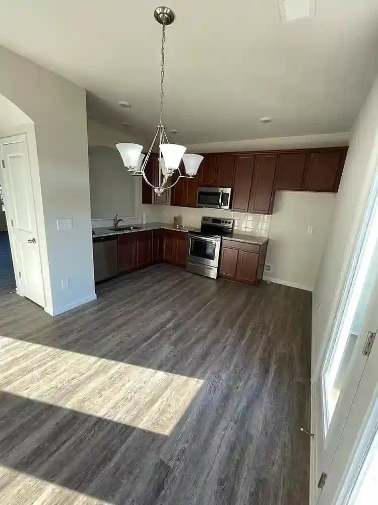 3 BR in Belmont