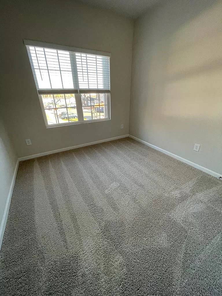 3 BR in Belmont