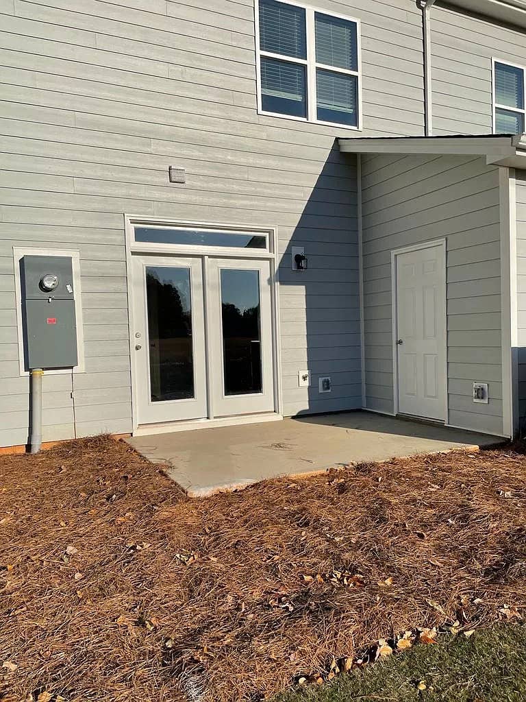 3 BR in Belmont