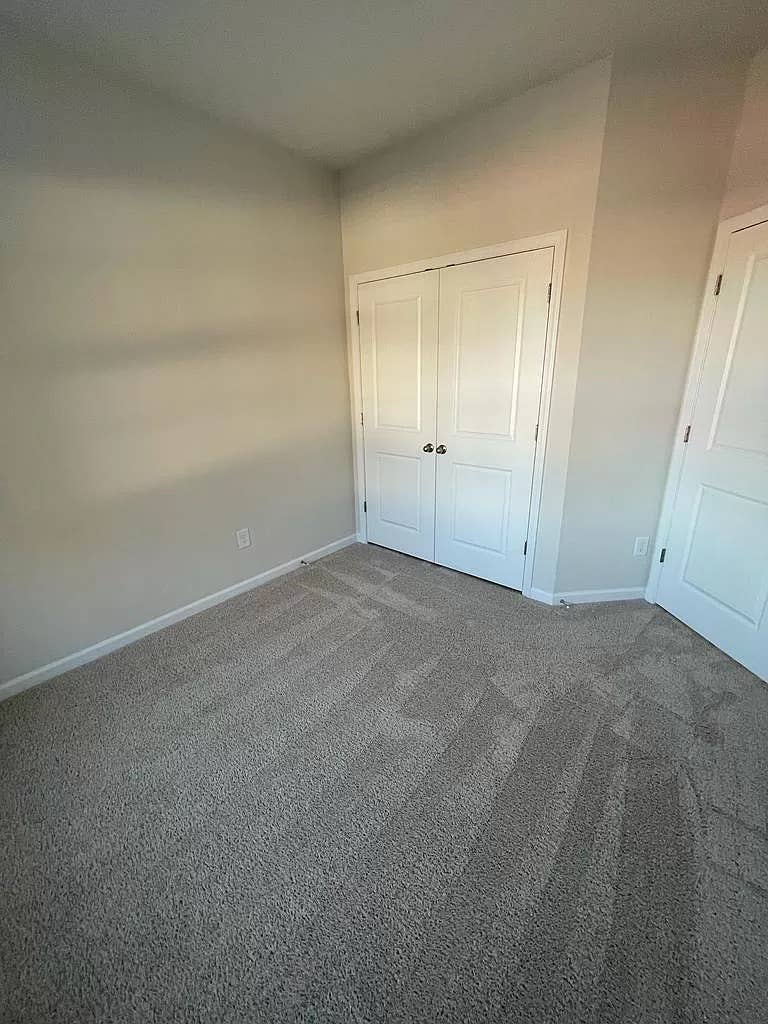 3 BR in Belmont