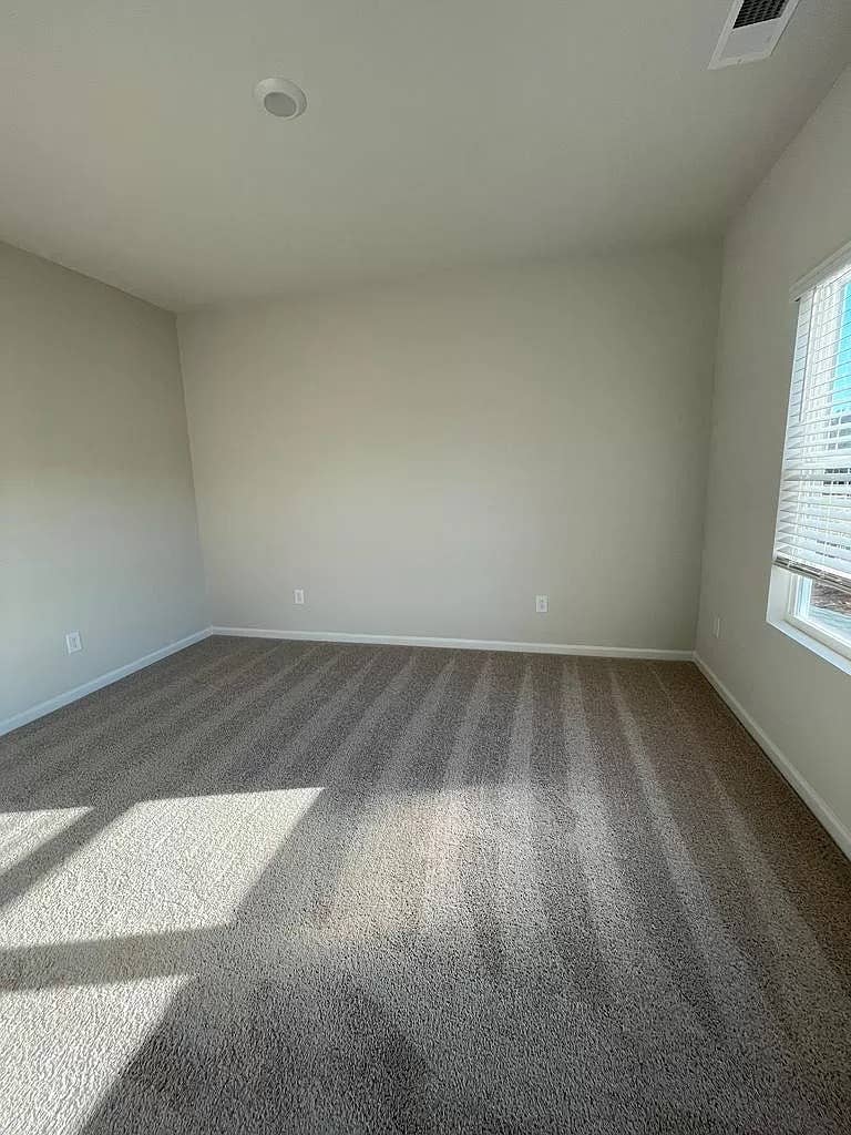 3 BR in Belmont