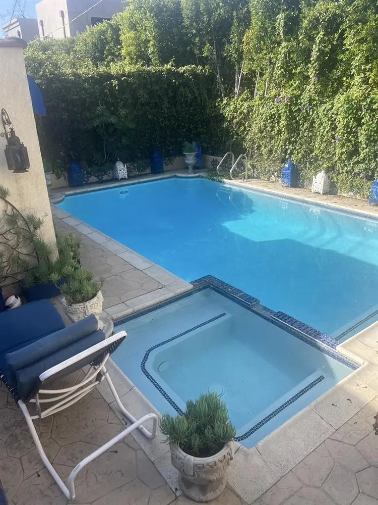 Guest house for rent