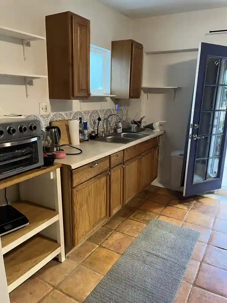 Guest house for rent