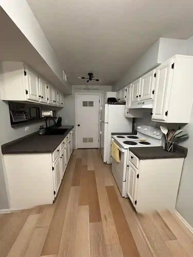 Roommate wanted