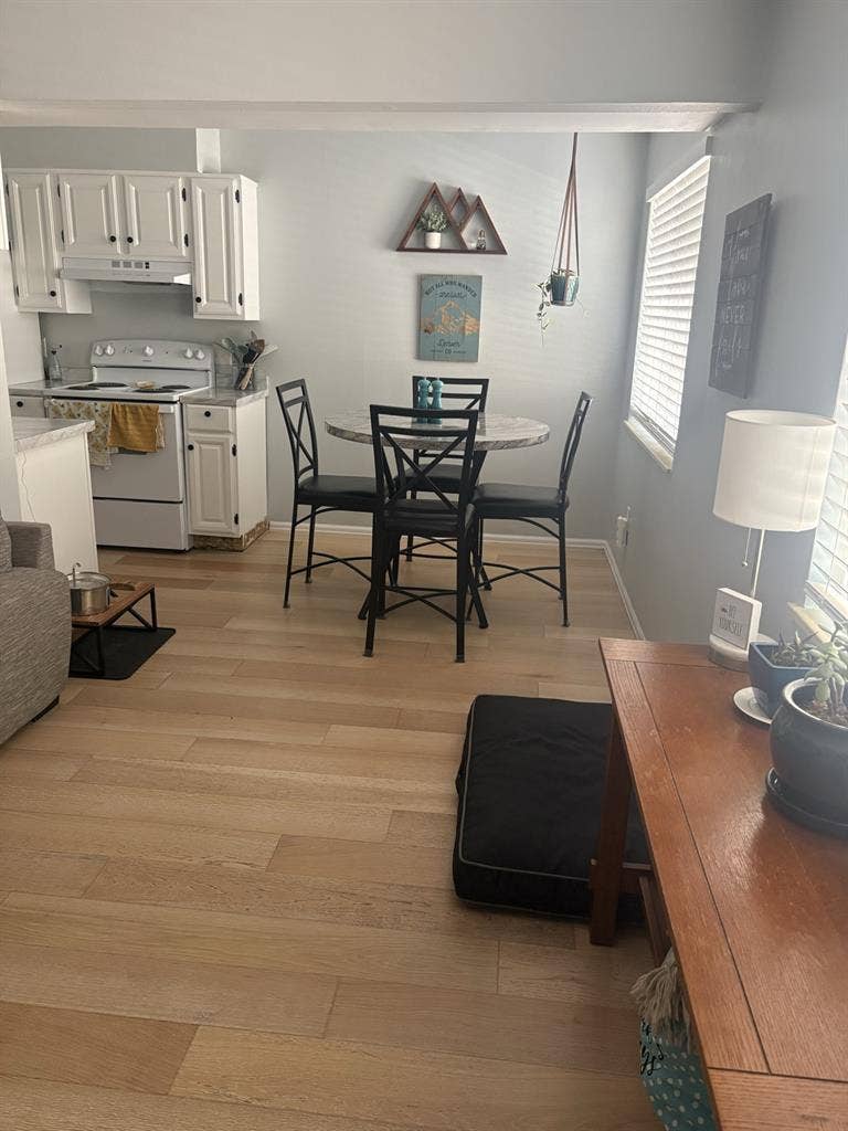 Roommate wanted