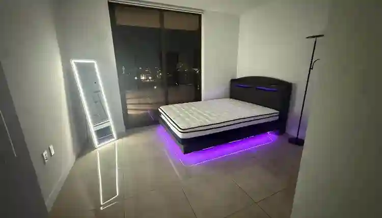 Master Bedroom own bath, DT Miami