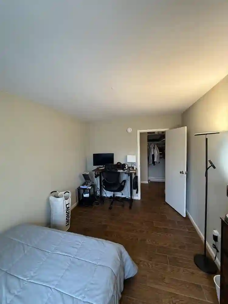 Master Bedroom - Foggy Bottomm