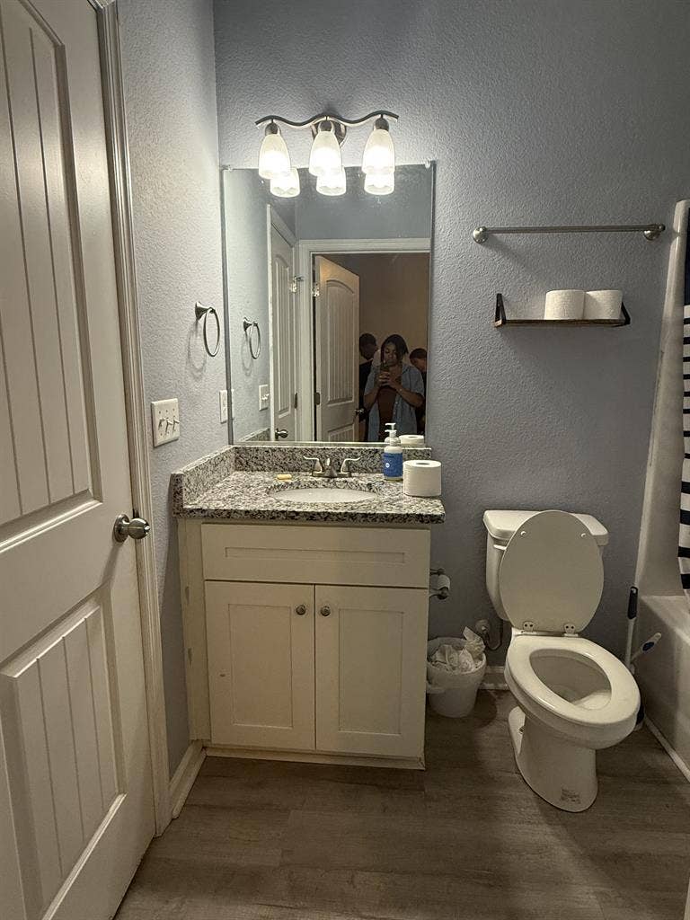 Private Room and Private Bathroom