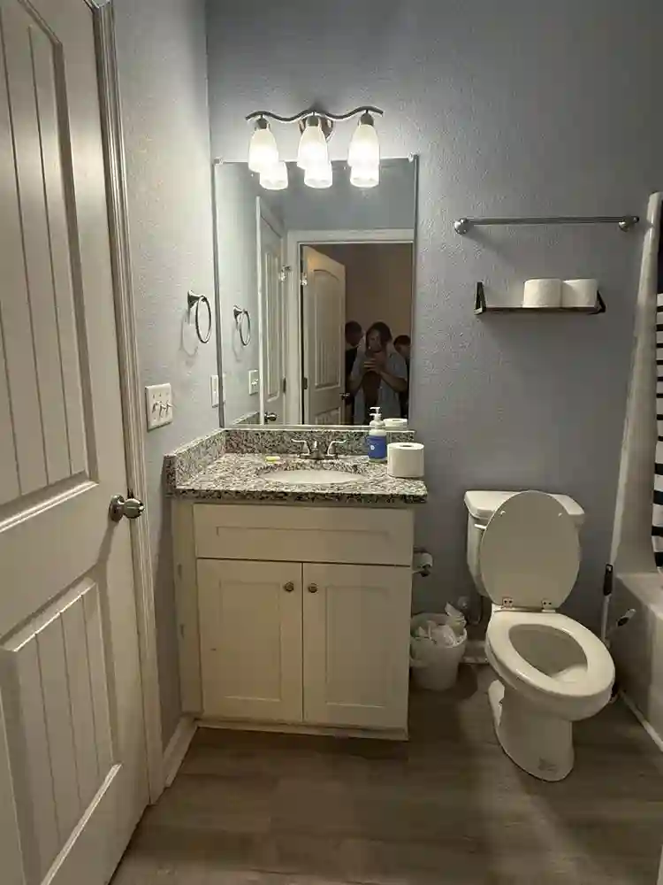 Private Room and Private Bathroom