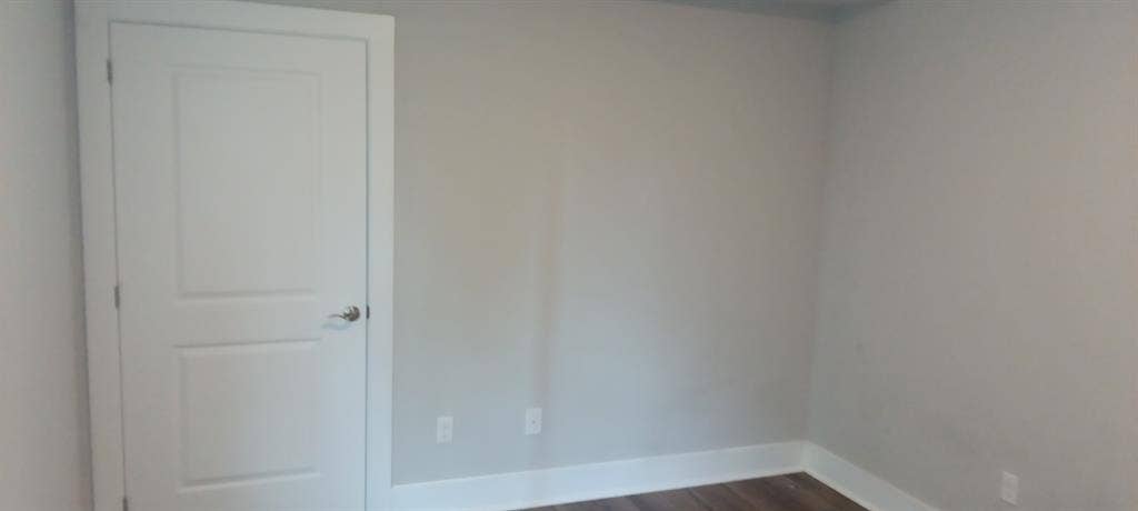 One room near cf
