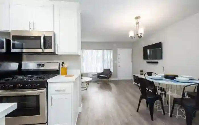 1 Bed at 4Bed/2Ba Heritage Student