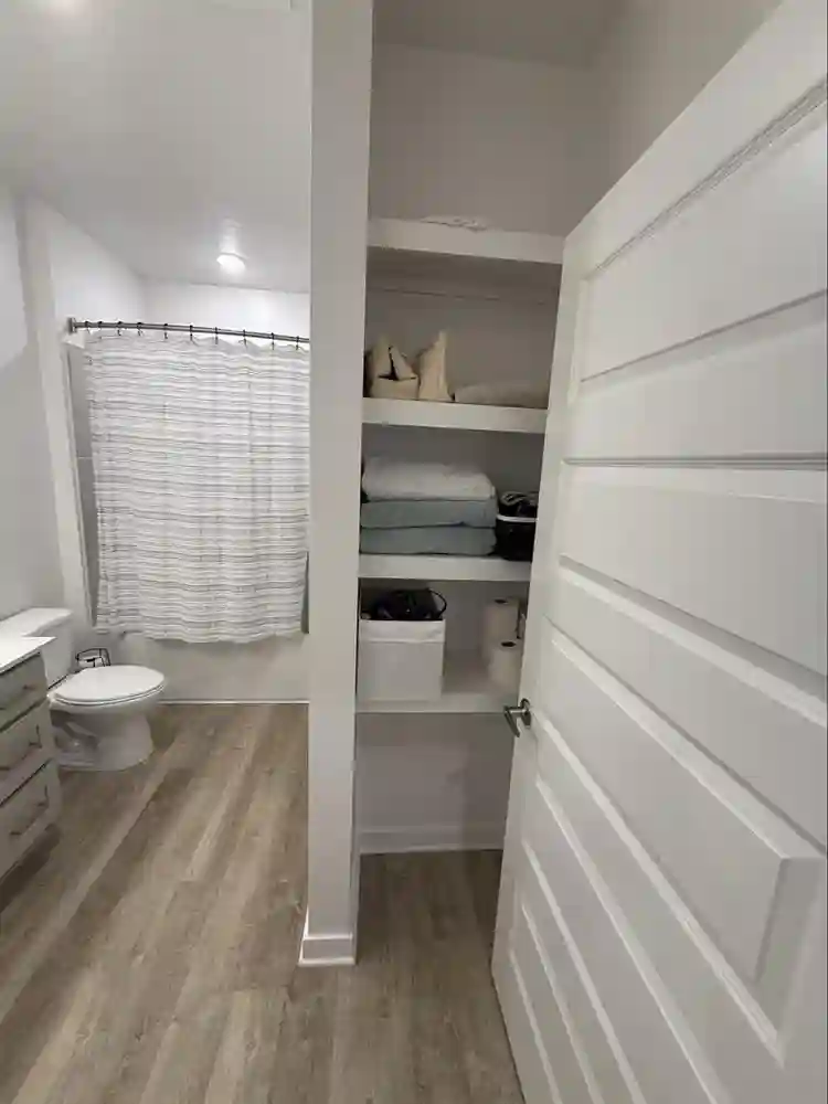 Amazing room/private bathroom🌸