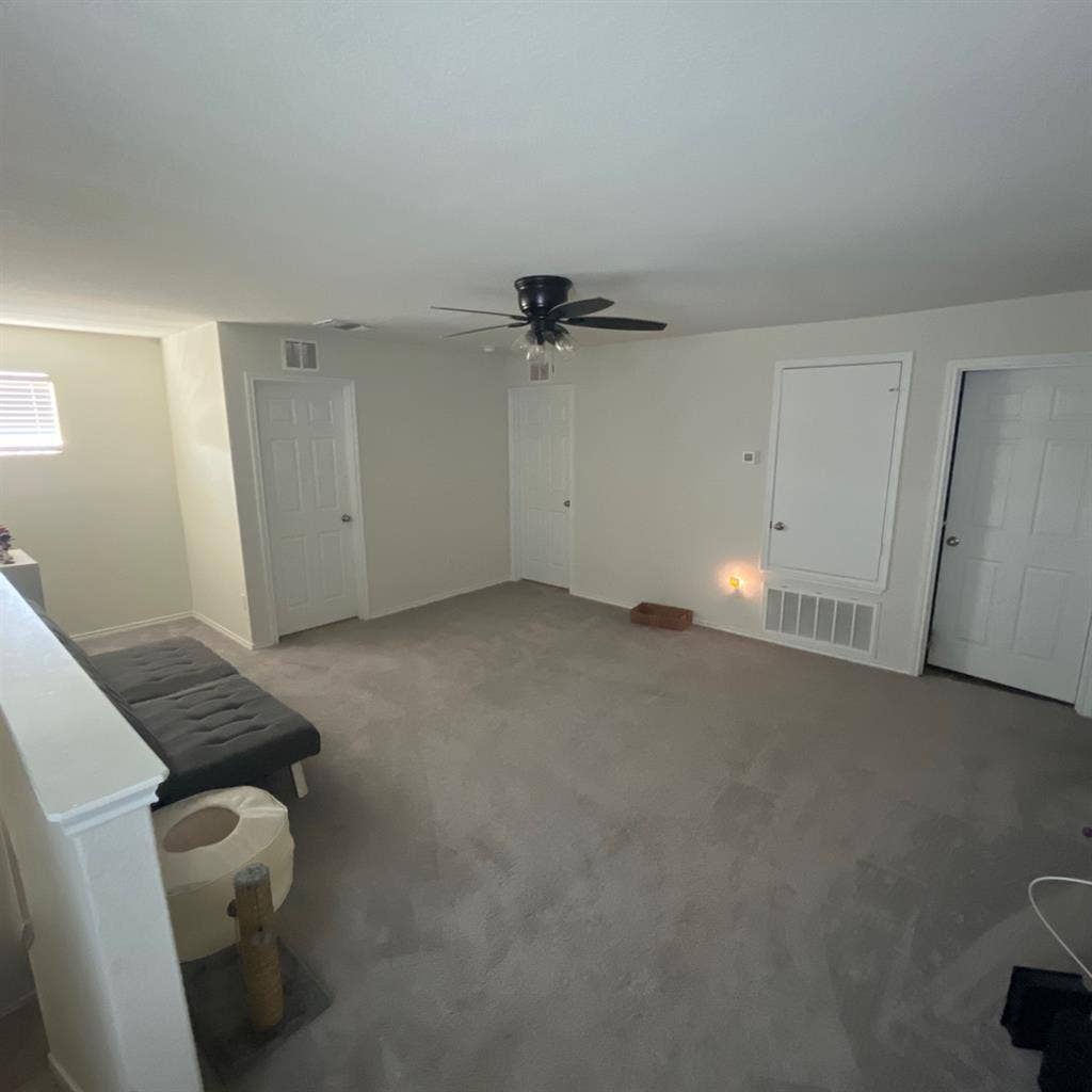 1 room unfurnished