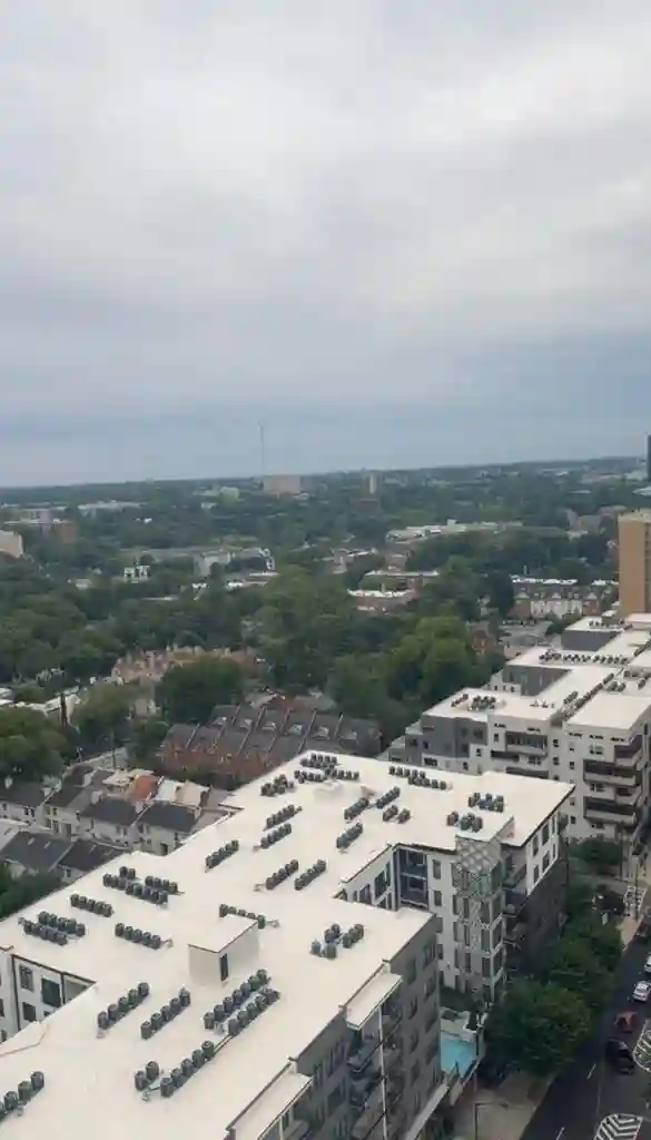 Midtown High Rise 1Bed/1Bath