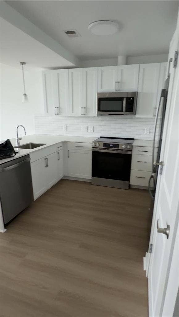 Midtown High Rise 1Bed/1Bath