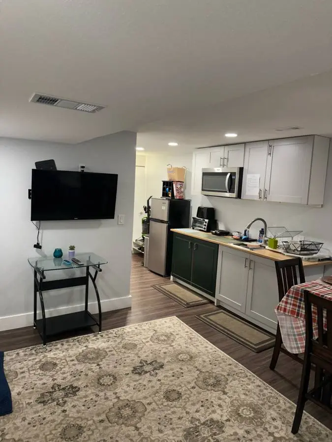Clean, Quiet Room